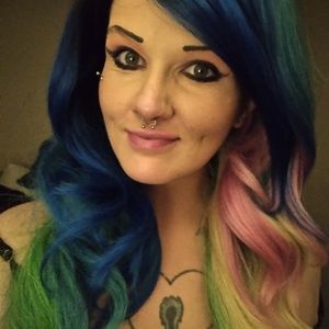 Meet your Posher, Katrina